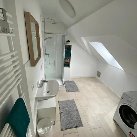 Апартаменты Helle 2 Zi. Naehe Flughafen Muenchen Haimhausen (Bavaria)