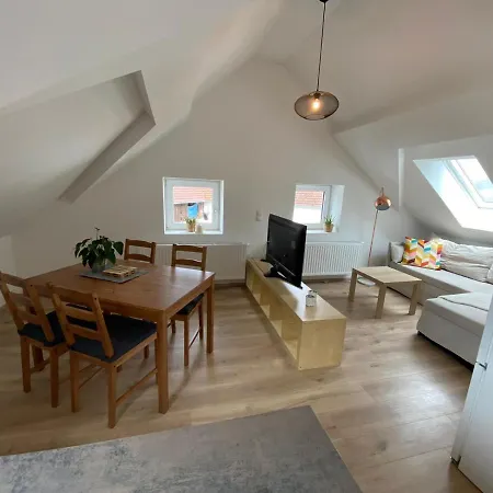 Apartment Helle 2 Zi. Naehe Flughafen Muenchen *